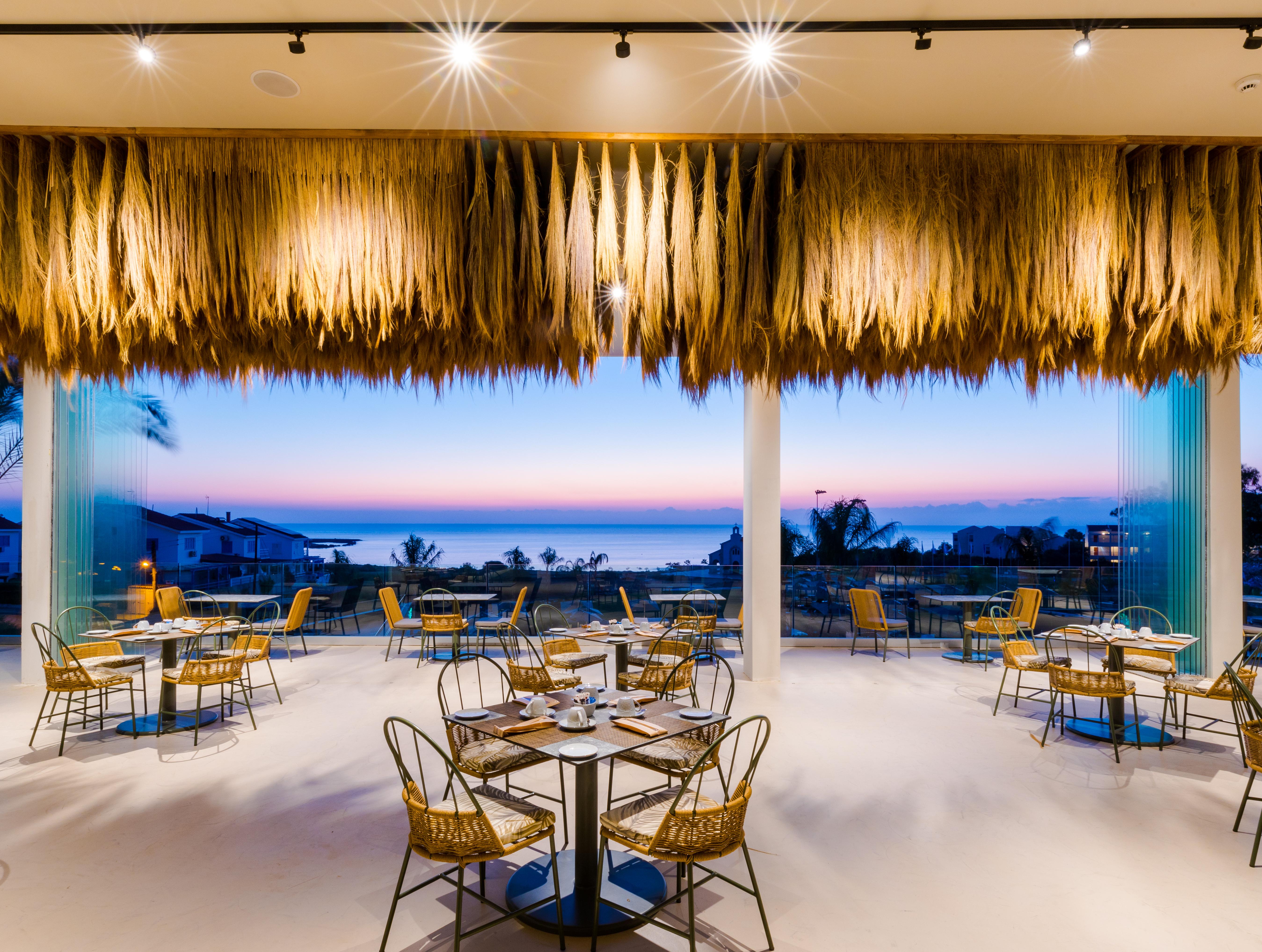 Iris Beach Hotel Protaras Buitenkant foto