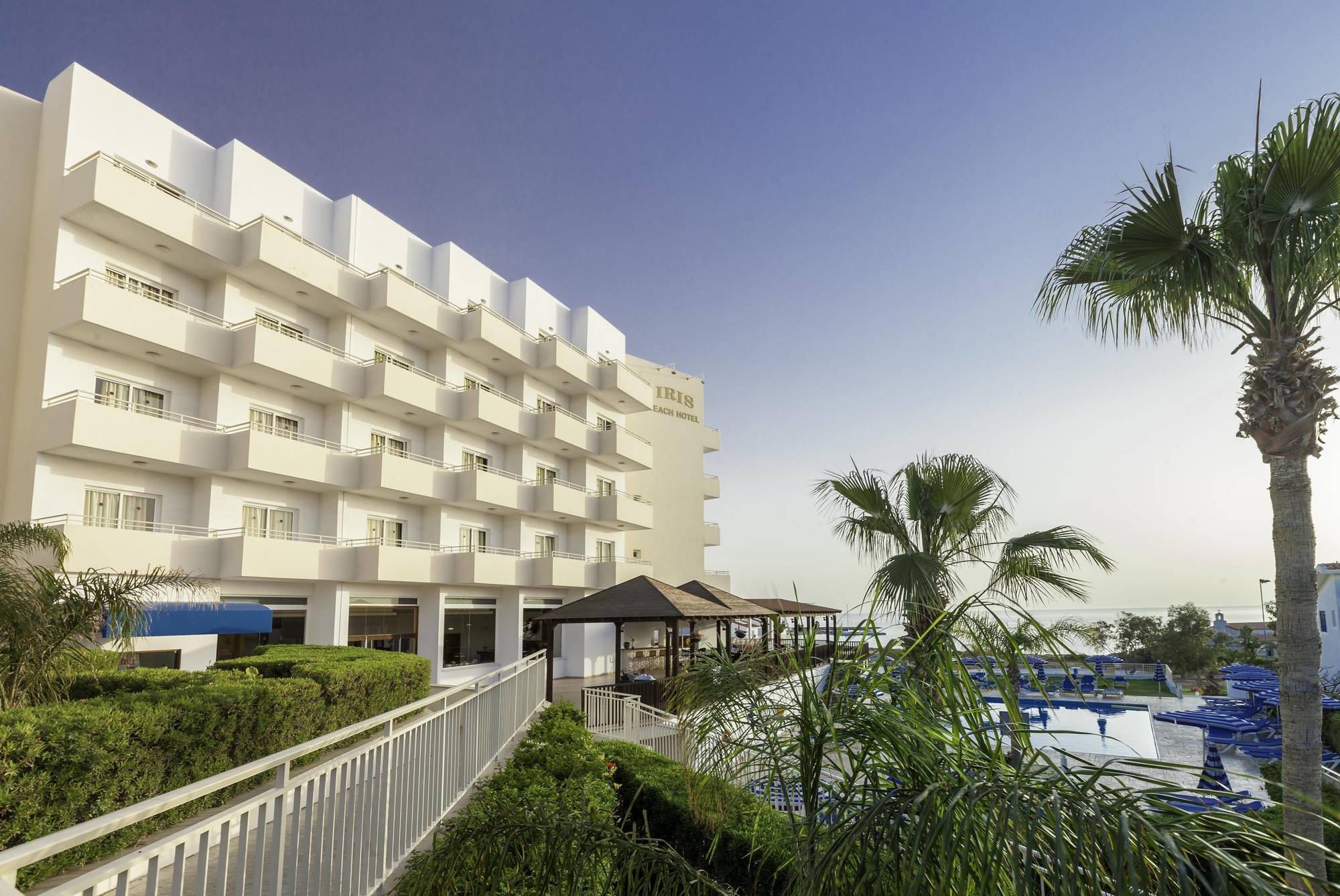 Iris Beach Hotel Protaras Buitenkant foto